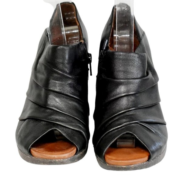 Naya "Ana" Black Leather Open-Toe Bootie - Picture 4 of 12